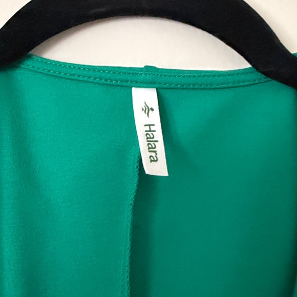 Halara work jacket - Picture 6 of 9